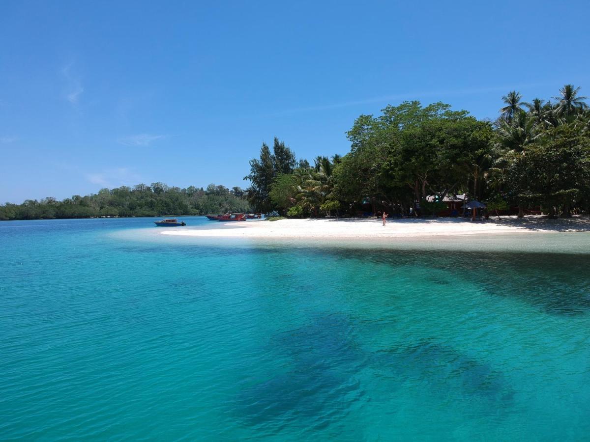 Blue Bay Divers Likupang Extérieur photo